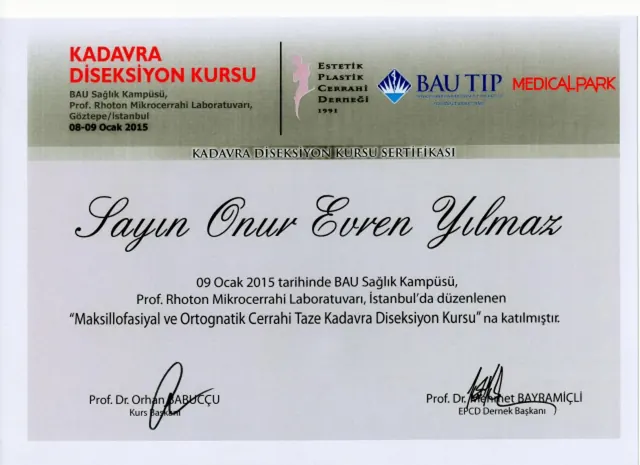 Zertifikat Kieferchirurgie und orthognathe Chirurgie, Plastischer Chirurg Izmir